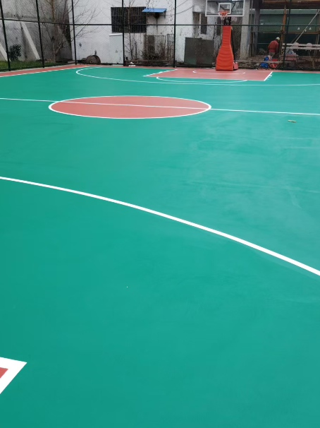 南靖 球场长期使用易出现地面开裂